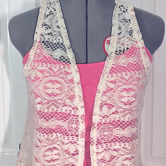 Lace Coverup - Picture 4 of 4